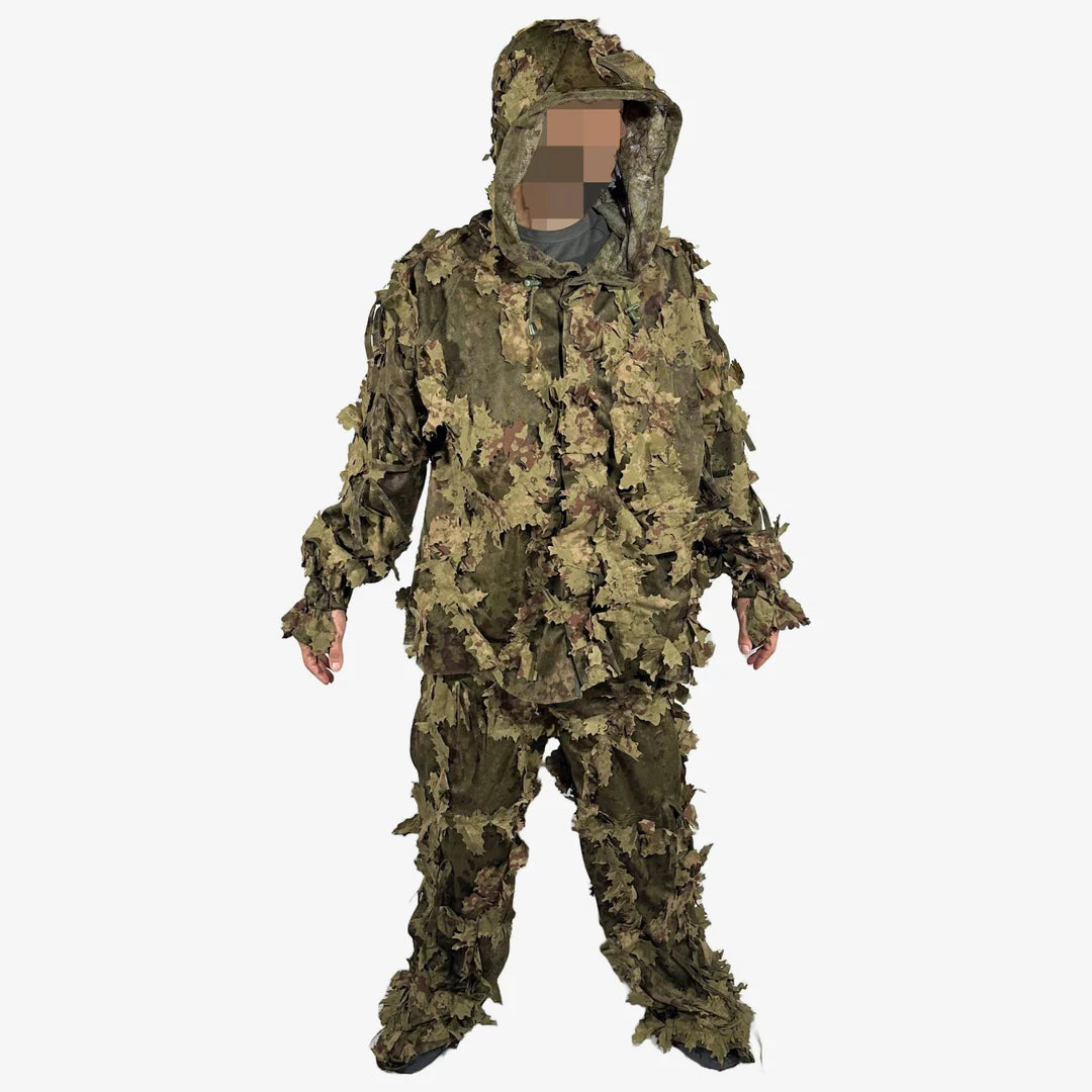 KMCS Ghillie Suit Oakland, featuring green and brown camouflage elements with a leaf-style texture for outdoor concealment.
